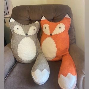 Fox accent pillows